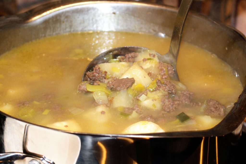 AIP Paleo Hamburger "Fauxtato" Leek Soup. Quick & Delicious! Perfect for those cold winter nights! www.thehealthnutmama.com