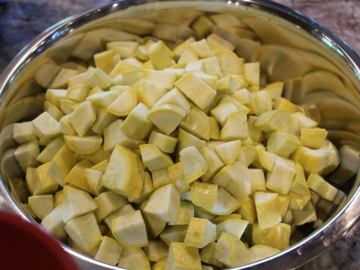 Easy step by step instructions on How to Can Squash for long term storage. #pressurecanning #canning #summersquash #squash #yellowsquash #zucchinisquash #longtermstorage #preserving #stepbystep #howto #thehealthnutmama www.thehealthnutmama.com